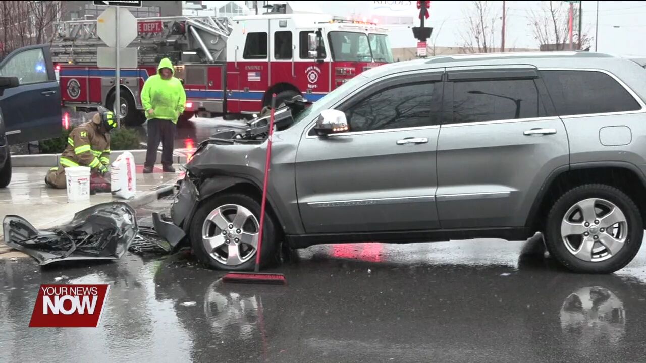 Two transported to hospital after crash at Spring and Union intersection